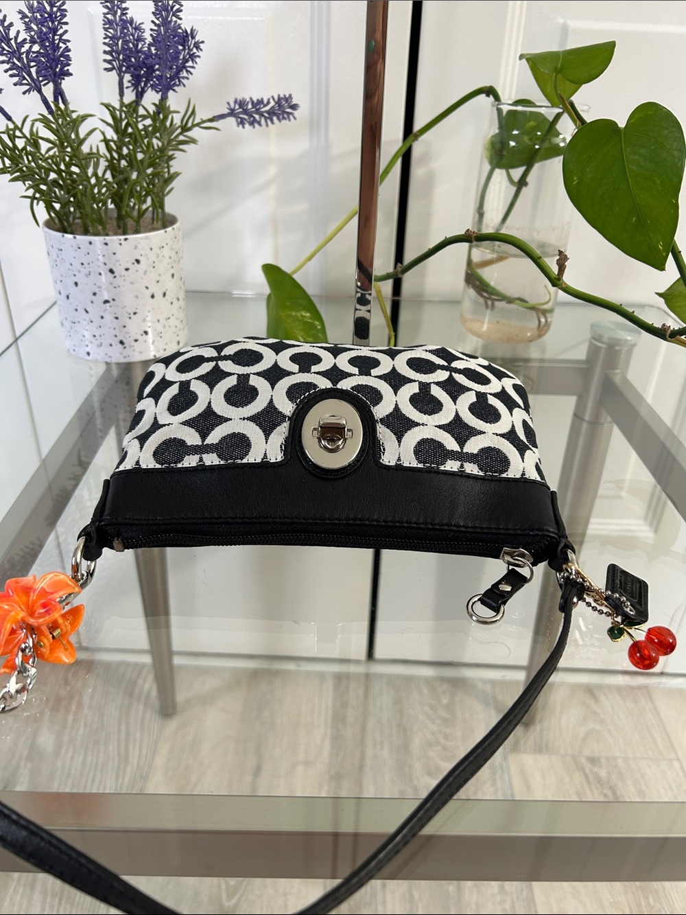 Coach Vintage Signature Pattern Mini Bag - Picture 6 of 11
